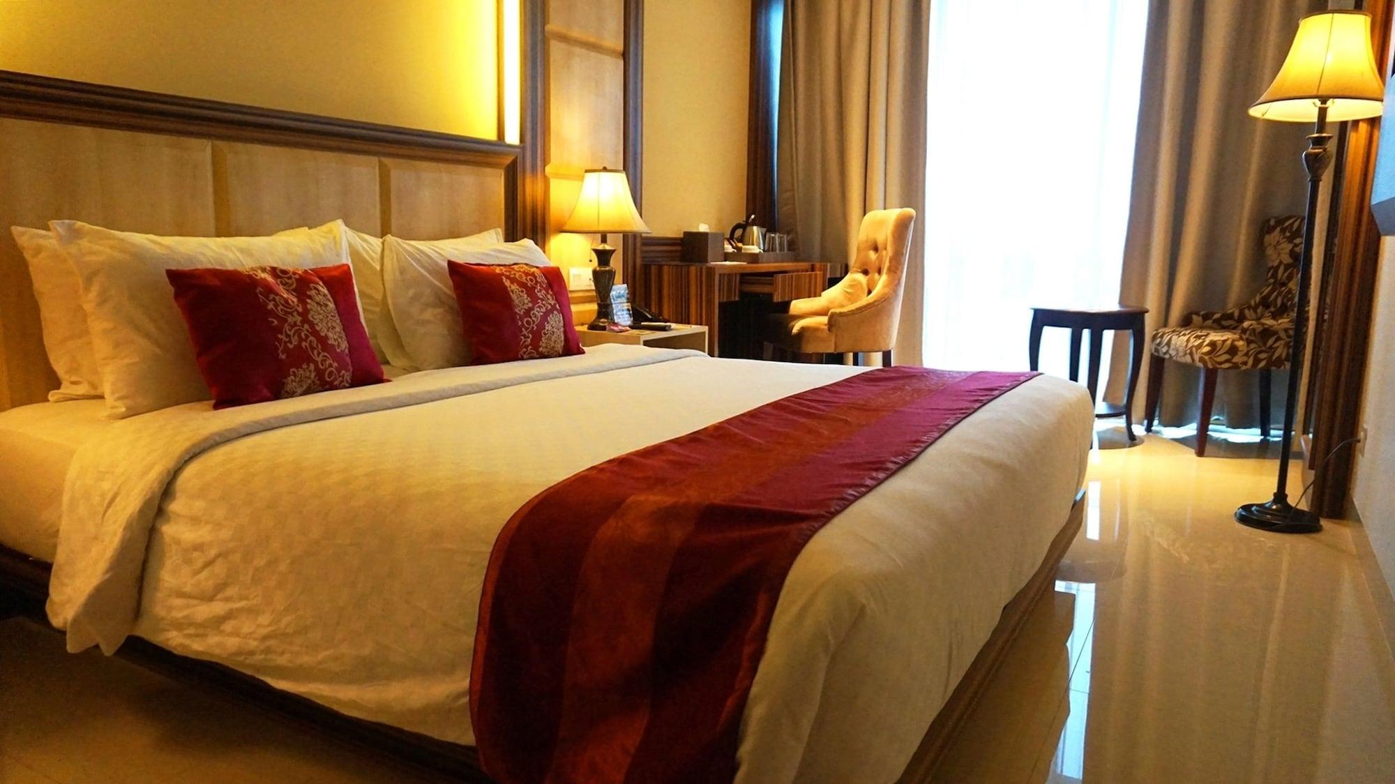 Sapphire Sky Hotel & Conference Serpong Esterno foto